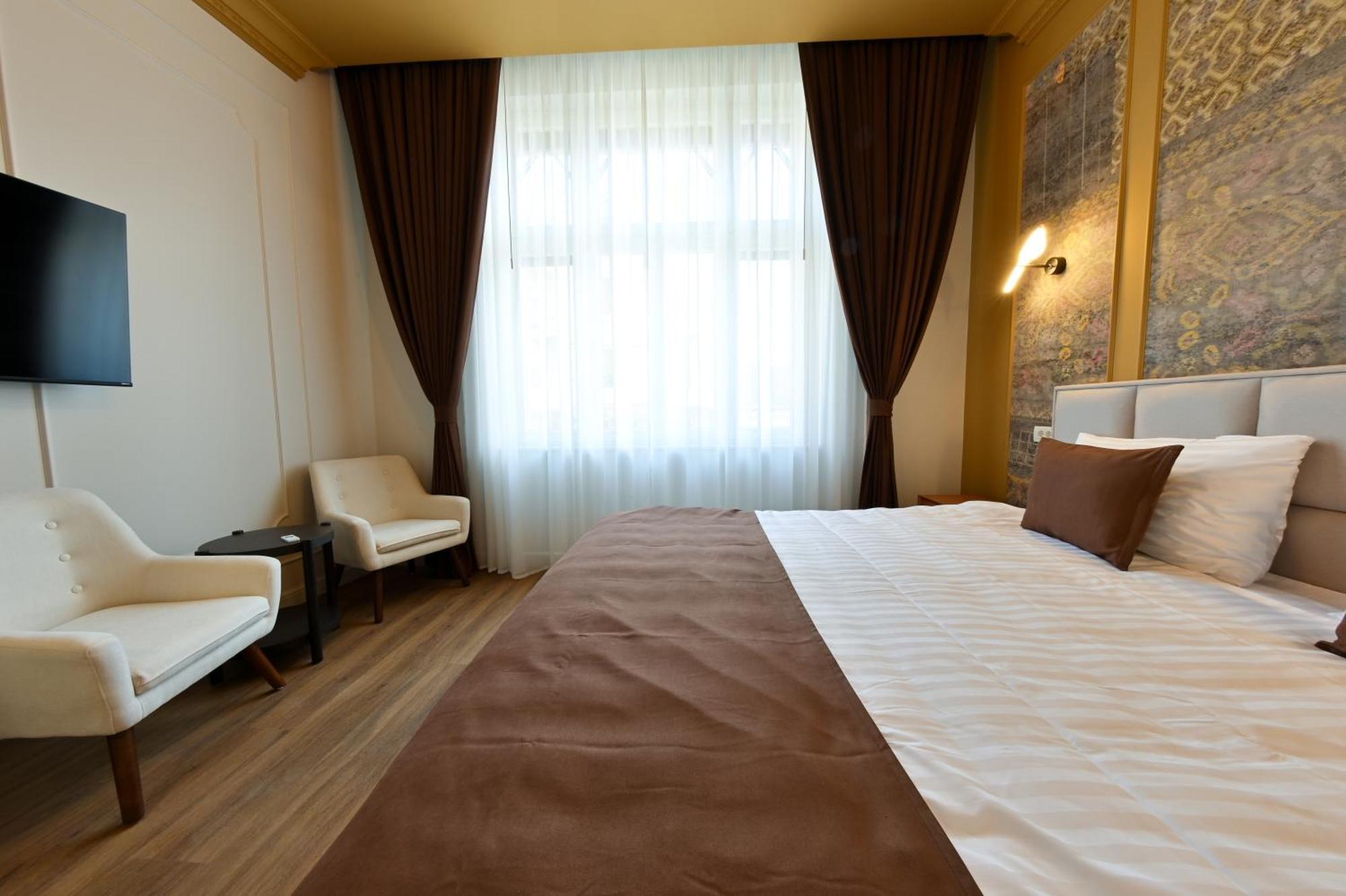 Leda Residence Oradea Exterior foto