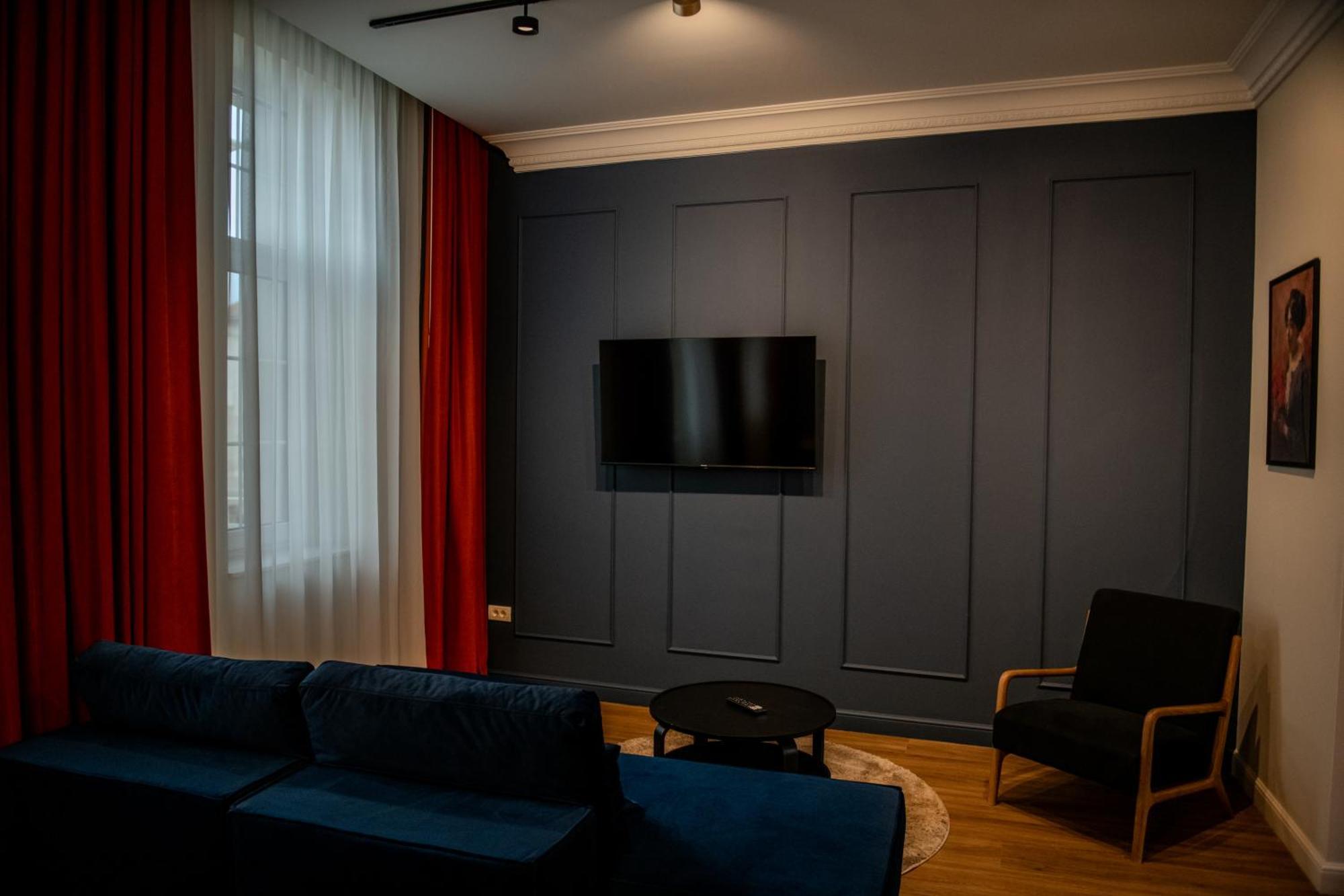 Leda Residence Oradea Exterior foto